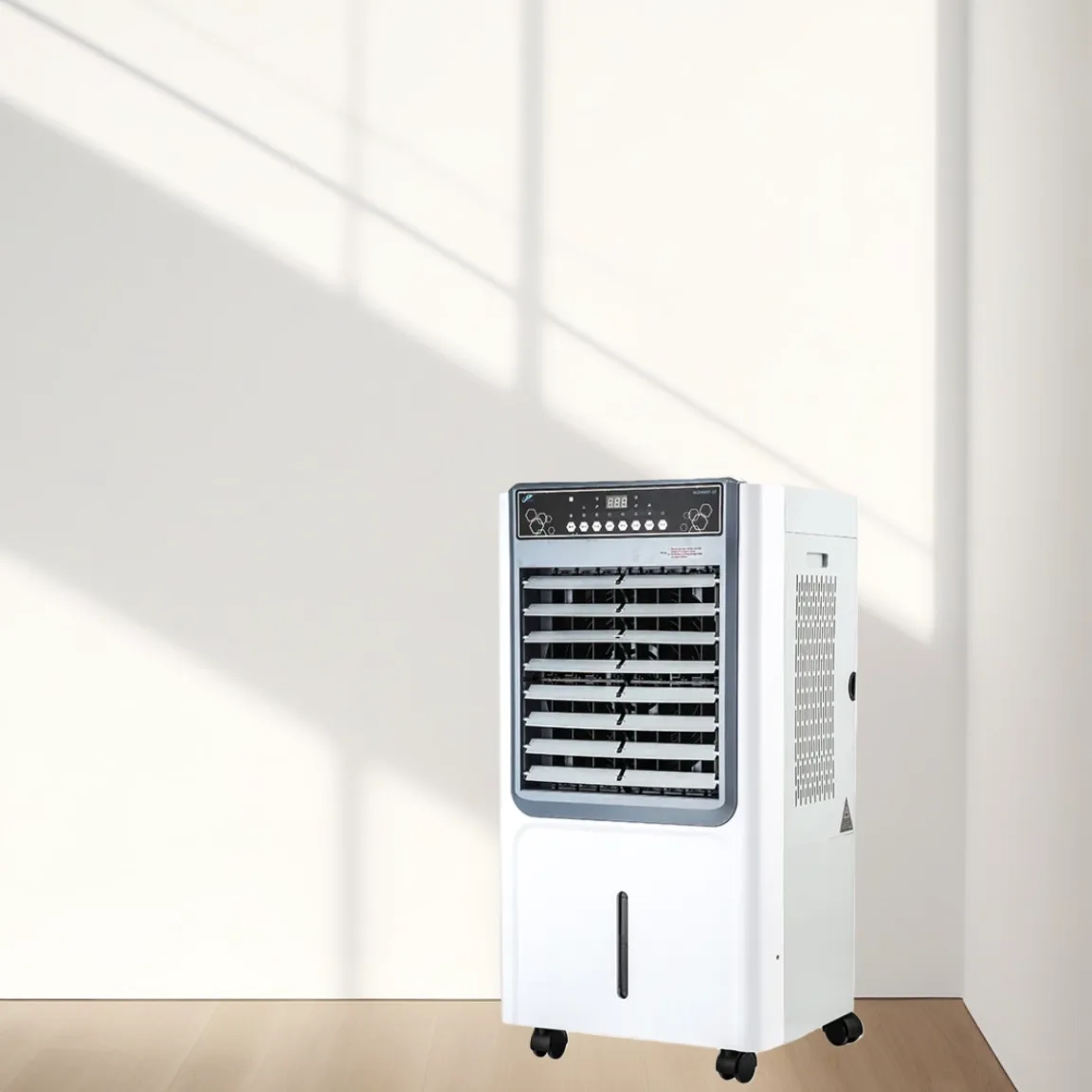 Weißer Verdunstungskühler WJD4500F-2D mit Frontlamellen und Rollen in der ursprünglichen Wohnraumdarstellung