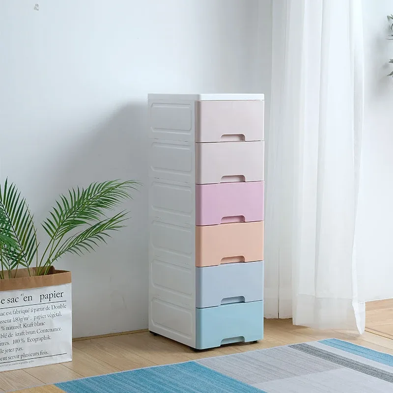 Seul visuel d’origine du meuble 316 avec six tiroirs pastel dans une pièce